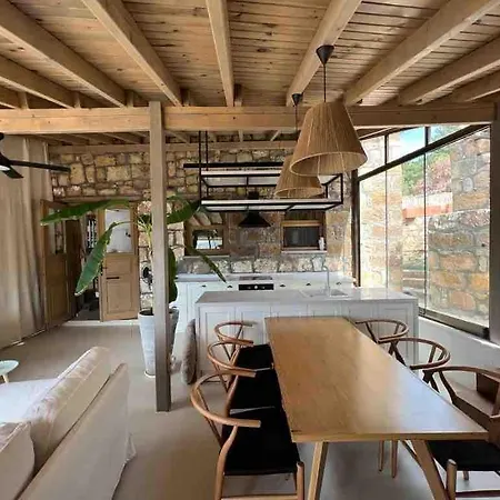 Βίλα Air-conditioned Modern Stone House With Sea And Nature Views *